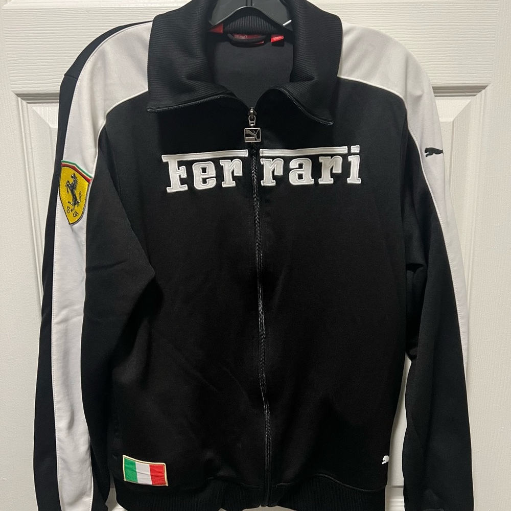 Puma X Ferrari original vintage. Gently used, great condition!!